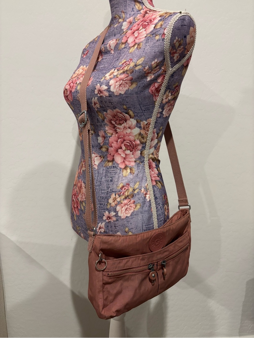 Kipling Angie Nylon Crossbody Bag in Dusty Rose